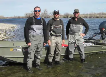 Brad Kastner teaching Sweetwater Guide School students in Montana